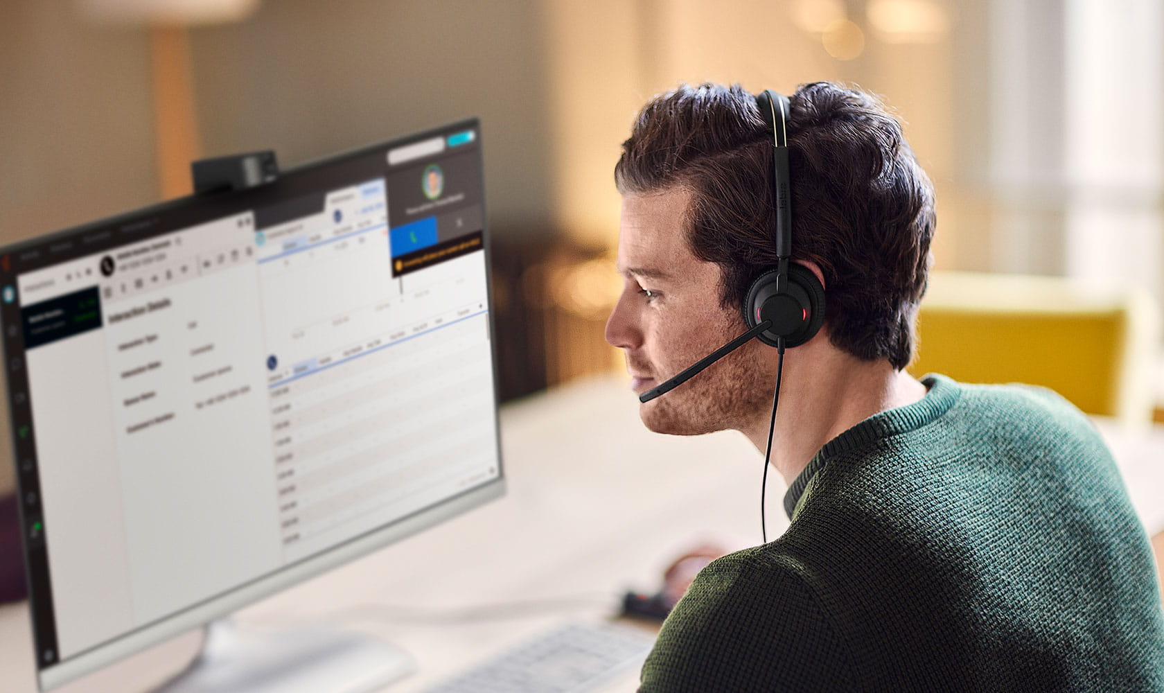 Man using Jabra Engage 50 II from Home Office